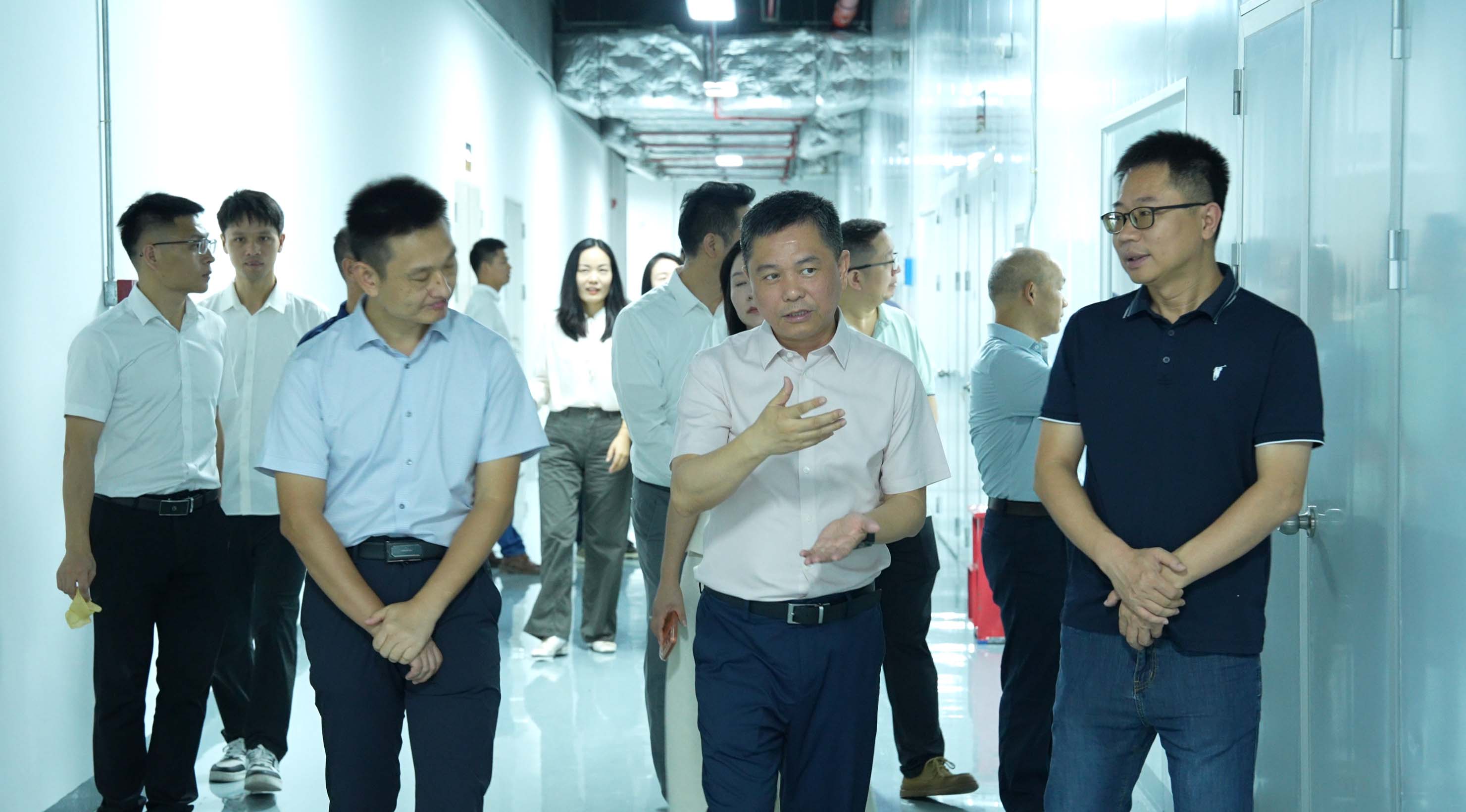 聚力启新・骏业宏开｜pp电子平台游戏新材元器件材料事业部隆重揭牌